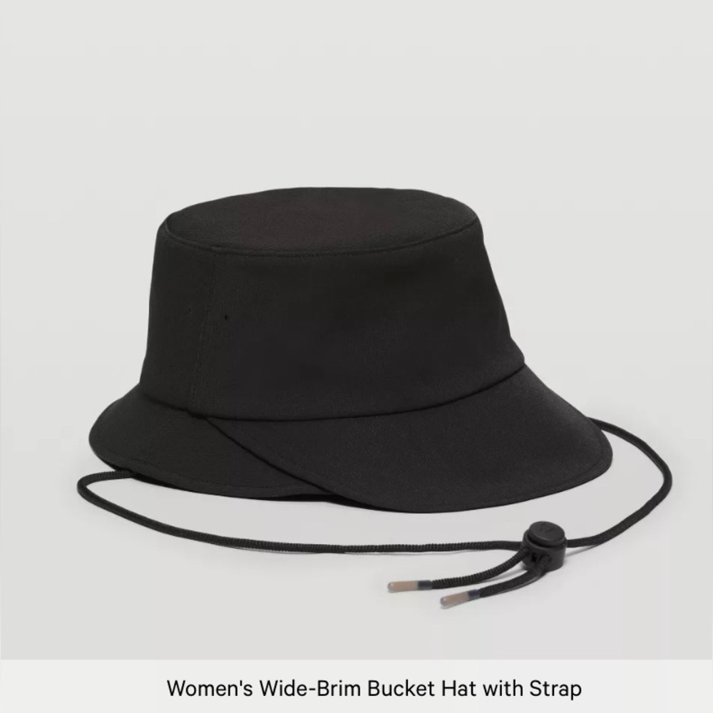 Lululemon blackWide-Brim Bucket Hat with Strap.  NWT